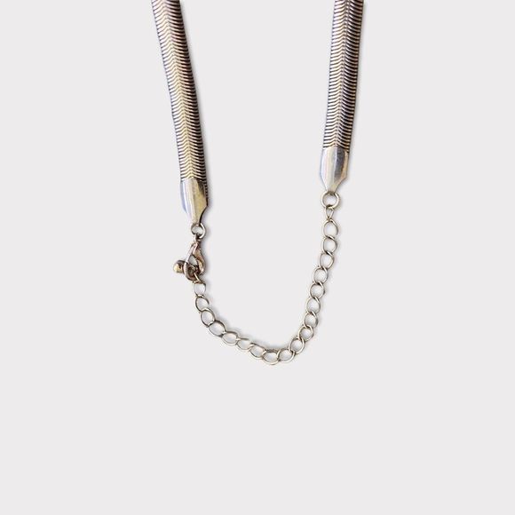 Vintage | Bronze tone Bead Necklace - Picture 4 of 4